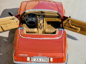 50. urodziny Mercedesa SL serii R 107